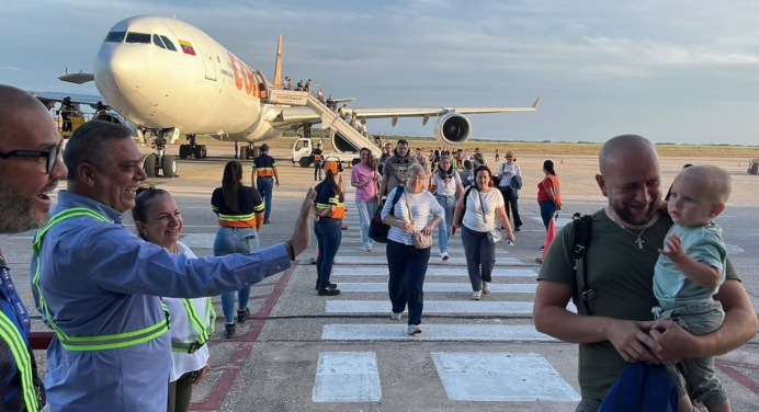 Llegan 100 nuevos turistas rusos a la Isla para el cierre de año