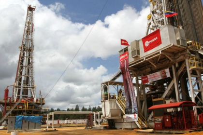 Estatal venezolana PDVSA confirma negociación para venta de petróleo a Estados Unidos