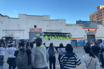 Viernes 9 de Enero: Familiares atentos a ralentización de excarcelaciones