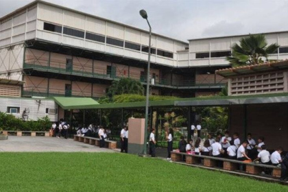 Especialista recomienda que estudiantes regresen a las aulas en el país «a pesar de la incertidumbre»