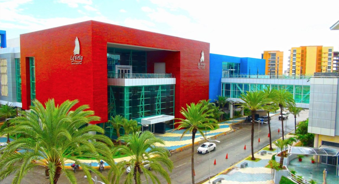 Centros comerciales de Margarita retoman operaciones este domingo 4 de enero