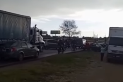 Tranca en la Av. Juan Bautista Arismendi por arrollamiento de motorizado
