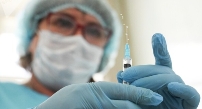 Vacuna rusa contra el melanoma alcanza una eficacia superior al 90% según el Centro Gamaleya