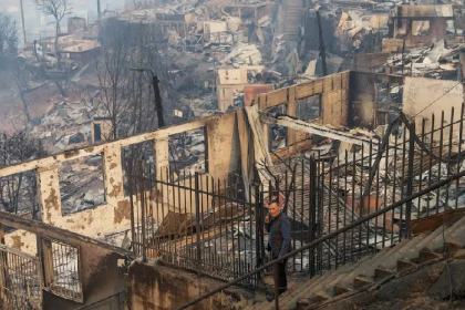 Incendios forestales en Chile dejan 16 muertos y obligan a evacuar a 50.000 personas