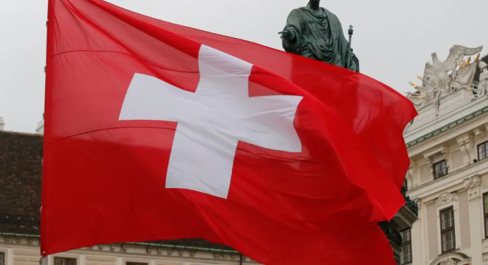 Suiza congela activos de Nicolás Maduro y su entorno con «efecto inmediato»
