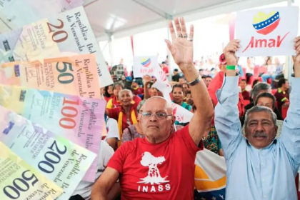 Adultos mayores comenzaron a cobrar la pensión más el bono, este el monto que les están depositando