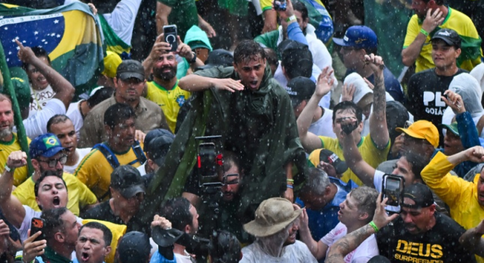 Brasil: un rayo cayó sobre una marcha en apoyo de Jair Bolsonaro y dejó decenas de heridos