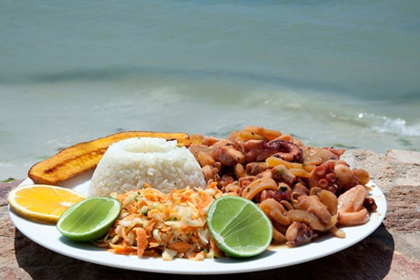 Cahotel lanza el recetario "Hotelería Sostenible": 24 platos que rinden tributo al sabor insular