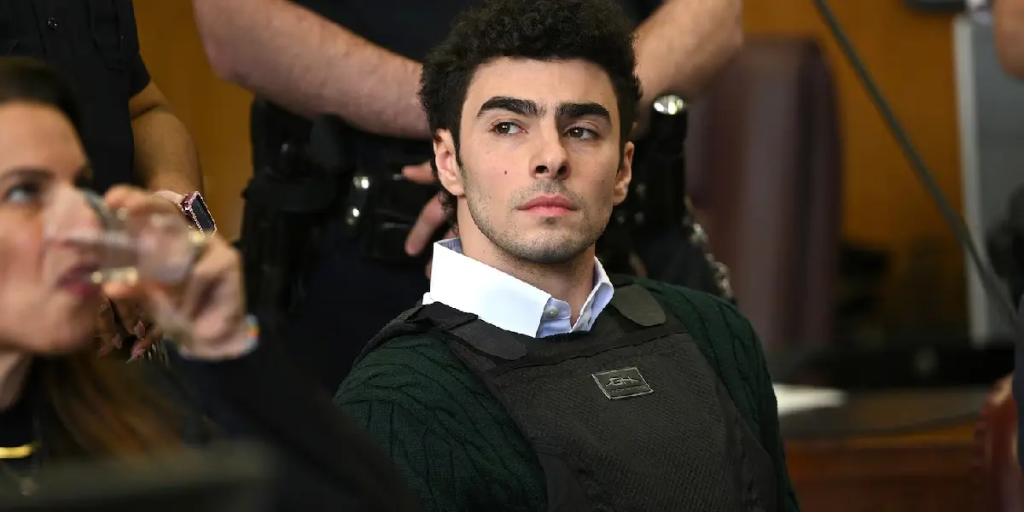Detienen a falso agente del FBI que intentó liberar a Luigi Mangione