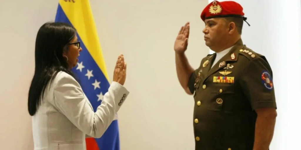 Delcy Rodríguez designa a Gustavo González jefe de la Guardia de Honor y la Dgcim