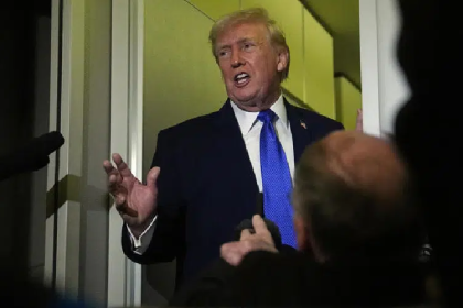 «Políticamente tiene que decirlo»: Trump reacciona al respaldo de Delcy Rodríguez a Maduro como «presidente»