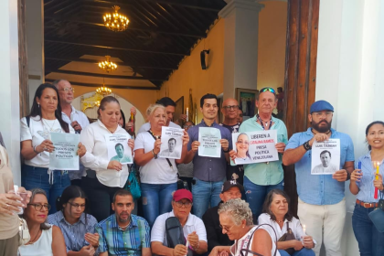 Misa por Luis Tarbay: Margarita reclama a su hijo
