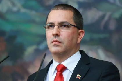 Arreaza sobre Ley de Amnistía: «Beneficiarios deben reincorporarse sin conductas insurreccionales»