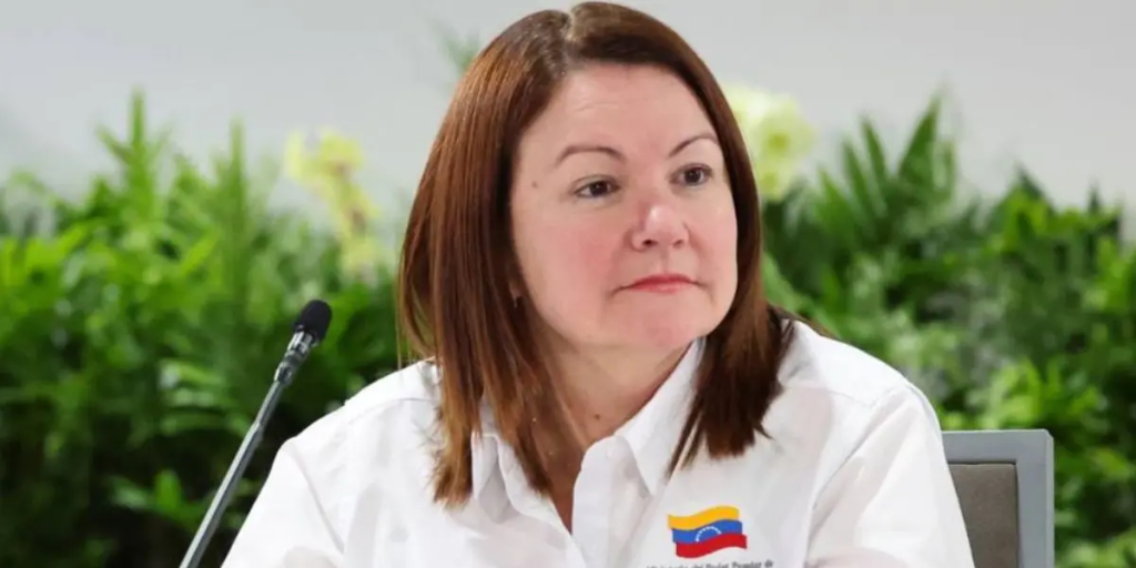 Delcy Rodríguez anuncia designación de Paula Henao como nueva ministra de Hidrocarburos
