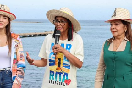 Delcy Rodríguez lideró un encuentro con pescadores de Margarita