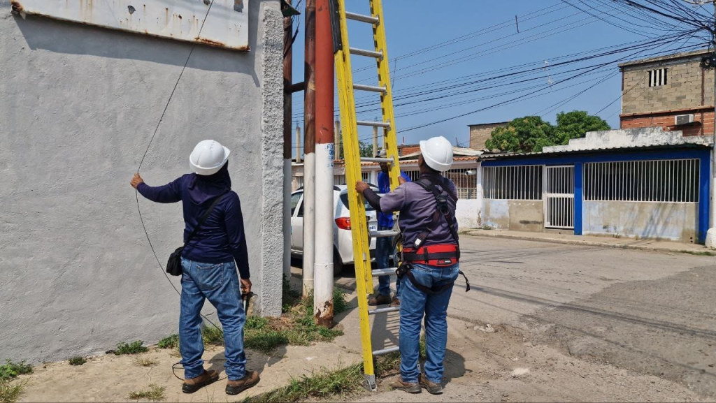 Más de 1.100 hogares en Nueva Esparta recuperan sus servicios de telefonía e Internet