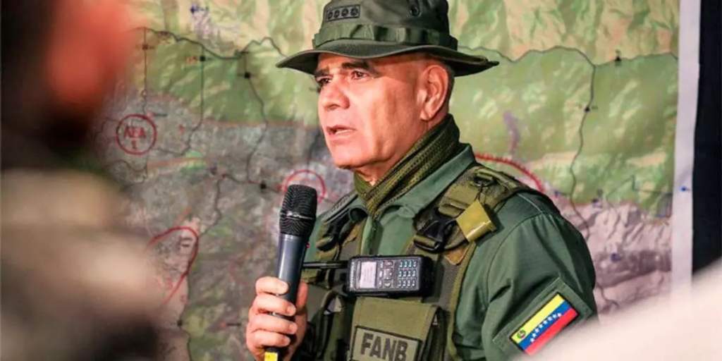 Padrino López: «Las heridas solo podrán sanarse con la liberación de Maduro y Cilia Flores»