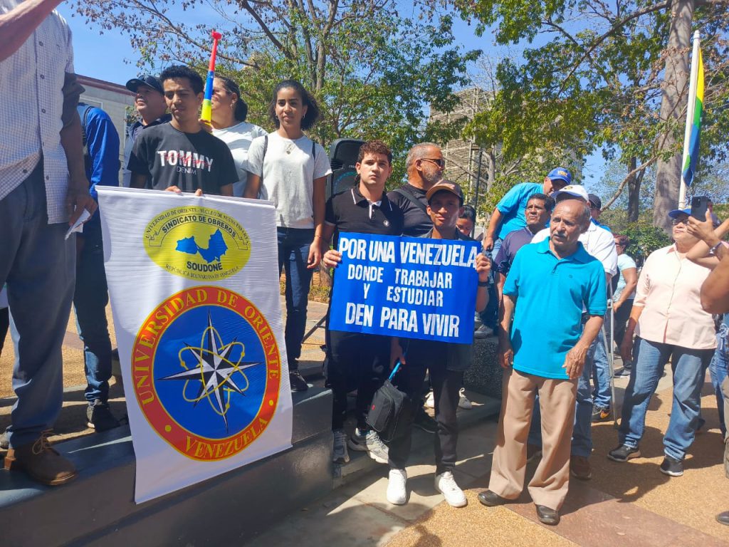 Trabajadores: Una bofetada f alocución de Delcy Rodríguez

