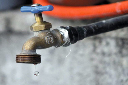Habitantes de Tubores cierran vías principales tras 100 días sin agua