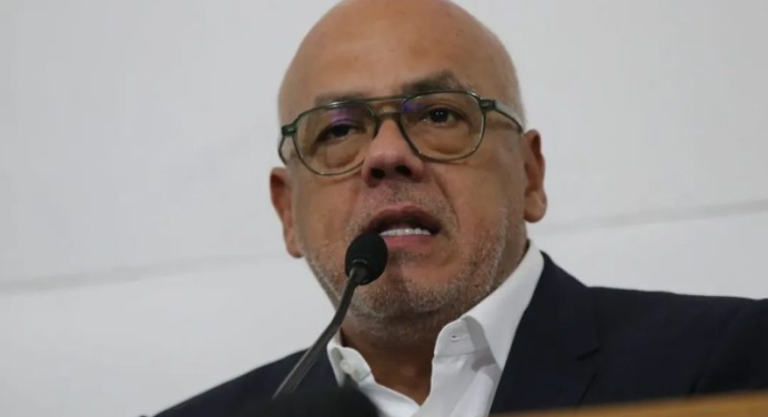Jorge Rodríguez anuncia excarcelación de 300 presos, incluidos expolicías metropolitanos