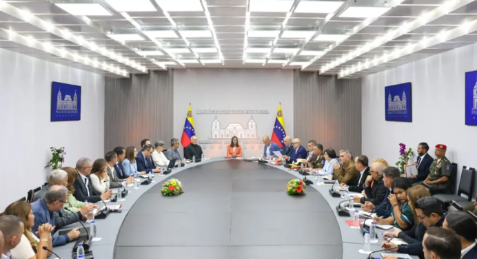Paso a paso: Así funciona el nuevo portal web para reportar y simplificar trámites públicos