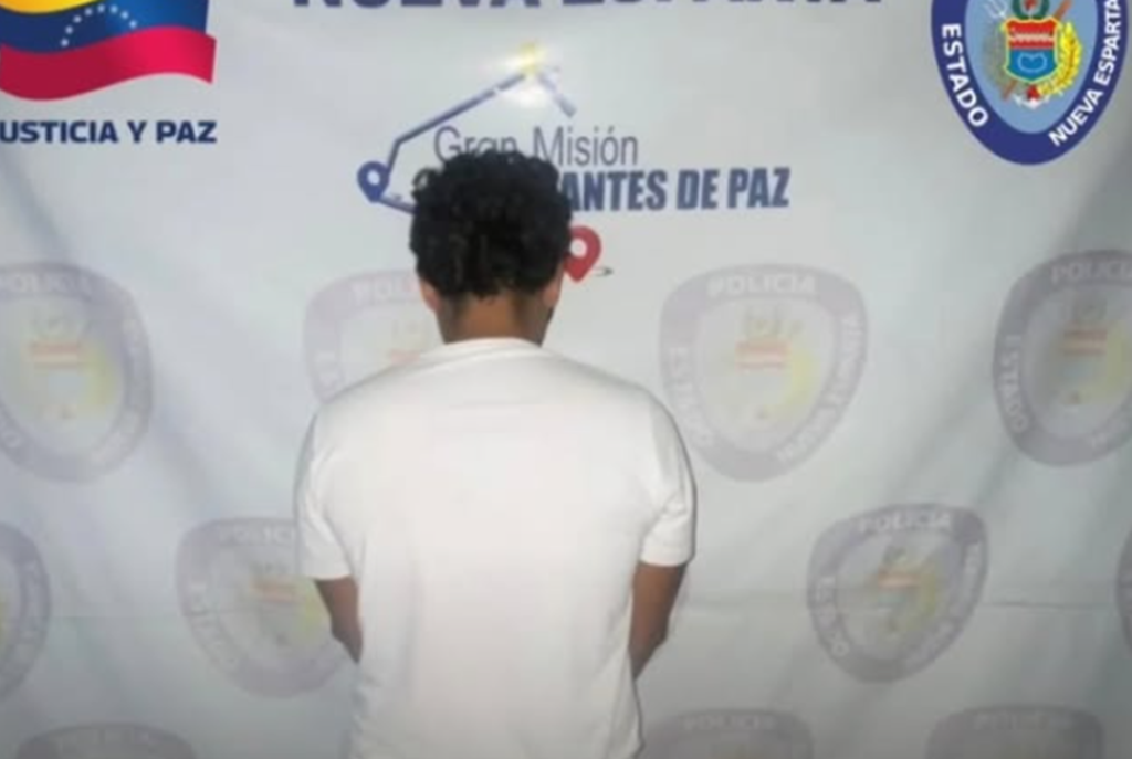 Detienen sujeto con presunta sustancia ilícita en Antolín del Campo