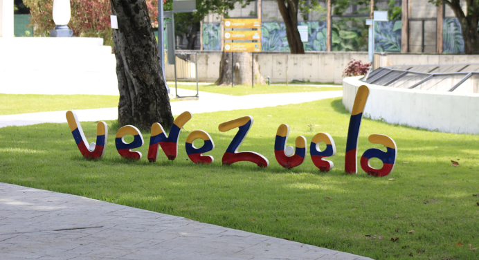 Se fue Maduro, pero quedó el reparto por Ana Julia Jatar