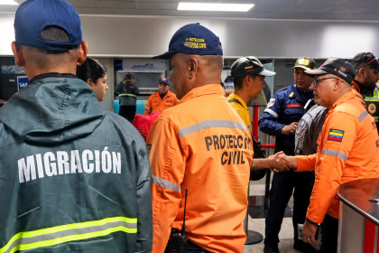 Protección Civil Nueva Esparta envía rescatistas a zonas afectadas por sismo