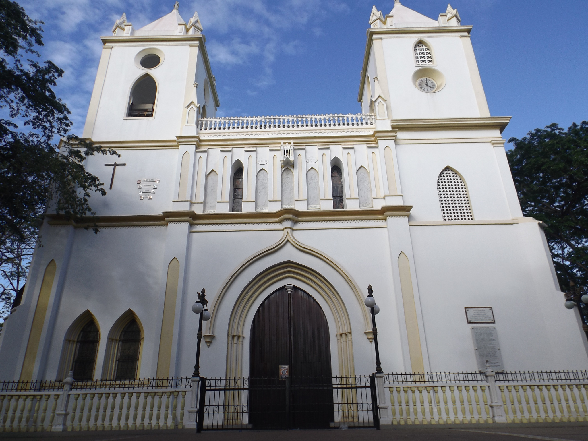 Desmienten daños en la Iglesia San Nicolás de Bari de Porlamar tras el sismo
