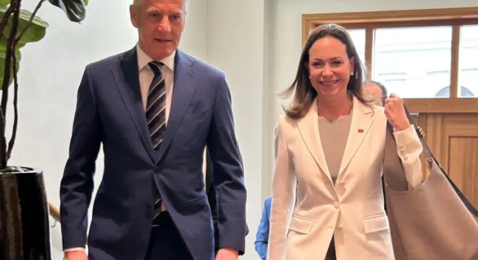 María Corina Machado se reúne con el primer ministro de Noruega