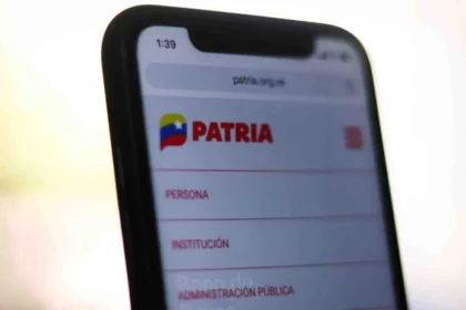 Inició el pago de un bono para los pensionados del país