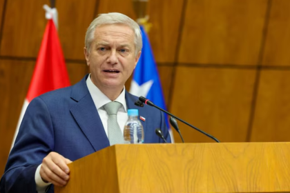 Chile y Venezuela reactivaron relaciones consulares tras mas de un año de ruptura diplomática