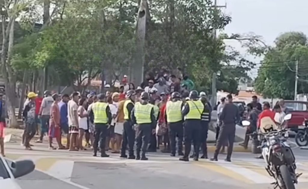 Pescadores de Pampatar cerraron accesos a La Caranta en protesta por el precio del pulpo