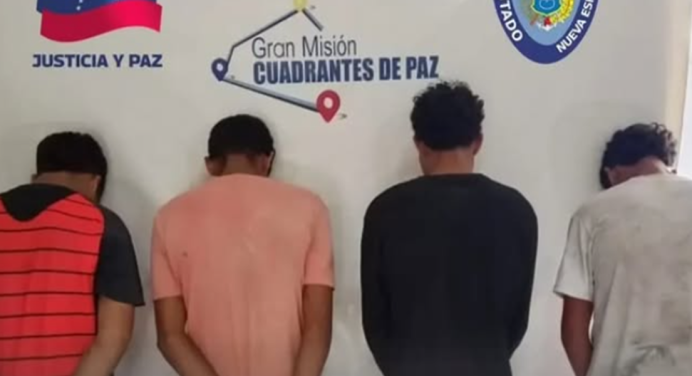 Capturados en flagrancia cuatro jóvenes por hurtar sacos de cemento en una vivienda de Achípano