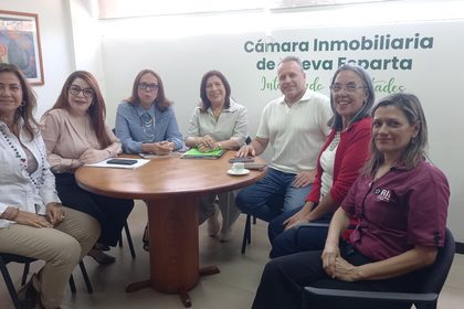 Con el lema "Tu voz, nuestra fuerza" Omai‍zza Arreaza asume la presidencia de la Cámara Inmobiliaria de Nueva Esparta