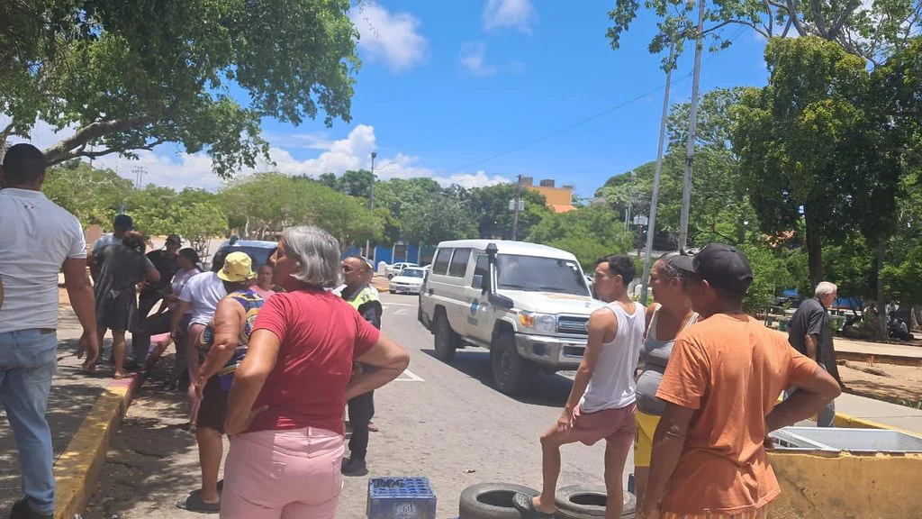 Protestas en Maneiro por débil ciclo de agua