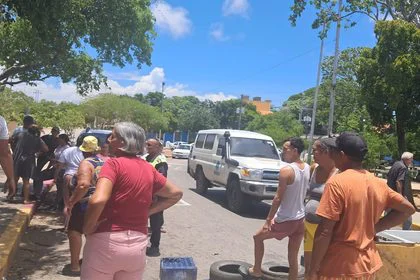 Protestas en Maneiro por débil ciclo de agua
