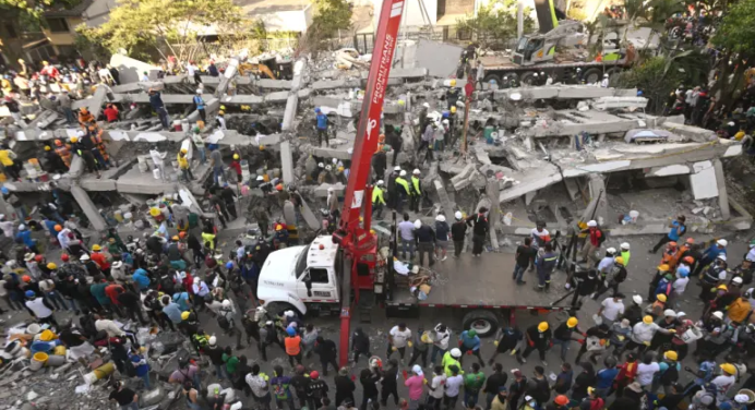 Decretan luto nacional en Colombia mientras cifra de fallecidos por terremoto asciende a 240