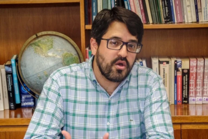 Asdrúbal Oliveros ve una «oportunidad petrolera» para Venezuela ante la crisis global de combustibles
