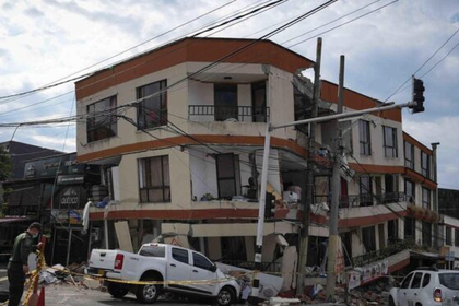 Gobierno de Perú declara en emergencia cinco distritos afectados por terremoto de 7,2