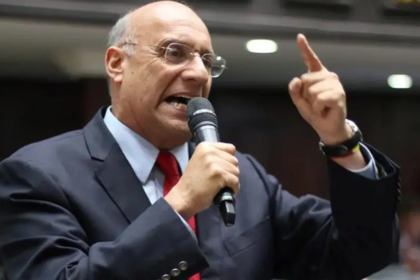 Williams Dávila: “La transición hacia la democracia es inaplazable”
