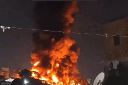 Incendio de magnitud consumió tres galpones en El Llanito