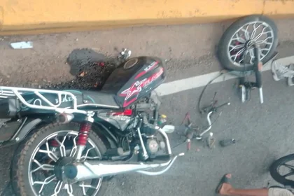 Un muerto en accidente de moto en el distribuidor Macho Muerto