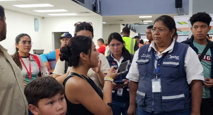 Pasajeros varados más de 11 horas en vuelo de Margarita