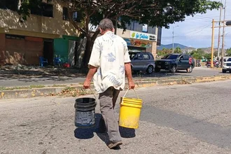 ‎ASOMAYOR: Fallas de agua afectan significativamente calidad de vida de adultos mayores