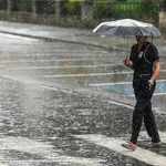 Onda tropical 51 se acerca a Venezuela: Inameh prevé lluvias y calor de hasta 39°C este martes
