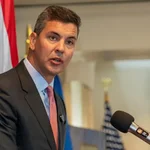 Santiago Peña asegura que Paraguay «quiere ayudar a Venezuela en su transición democrática»