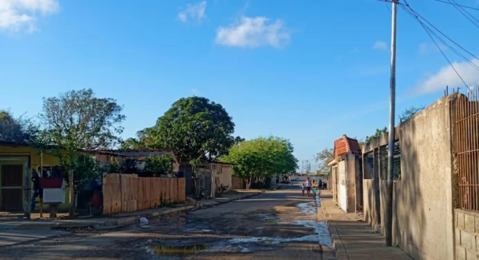 Denuncian desperdicio de agua potable en El Espinal