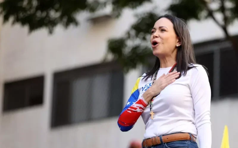Machado reitera la «urgencia» de elecciones libres en Venezuela