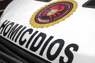 Hallan el cuerpo de un hombre colgado de un árbol en la Cota Mil de Caracas